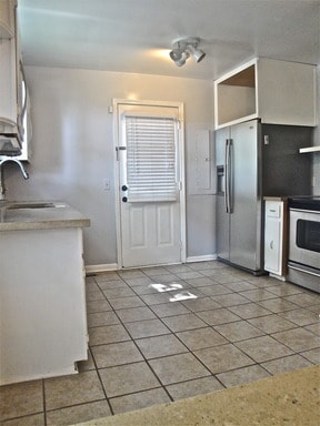 Building Photo - Adorable 2 Bedroom 1 Bath Home in Sylvan H...