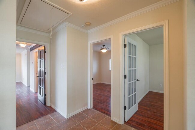 Building Photo - 21815 Grassy Hill Ln