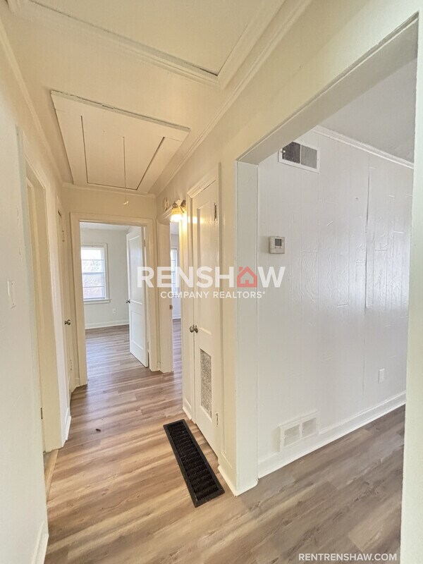 Building Photo - 3071 McCool Ave