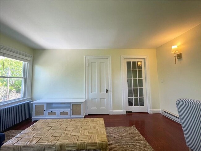 Building Photo - 45 Woodlawn Ave