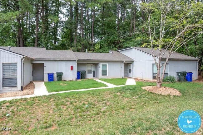 Building Photo - 120 Rectory St