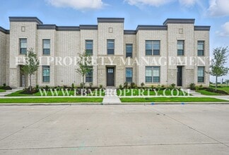 Building Photo - 2112 Layla Dr