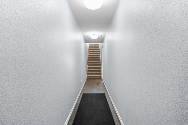 Building Photo - 1217 Highknoll Ln