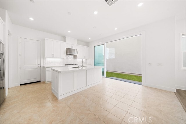 Building Photo - 297 Shoveler