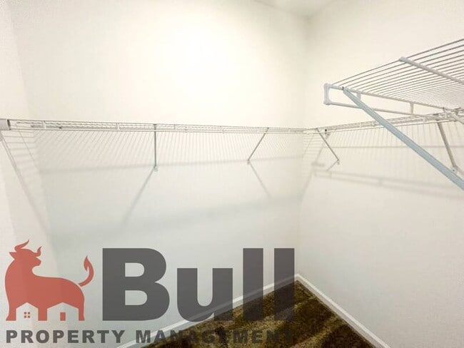 Building Photo - 6033 Blissful St