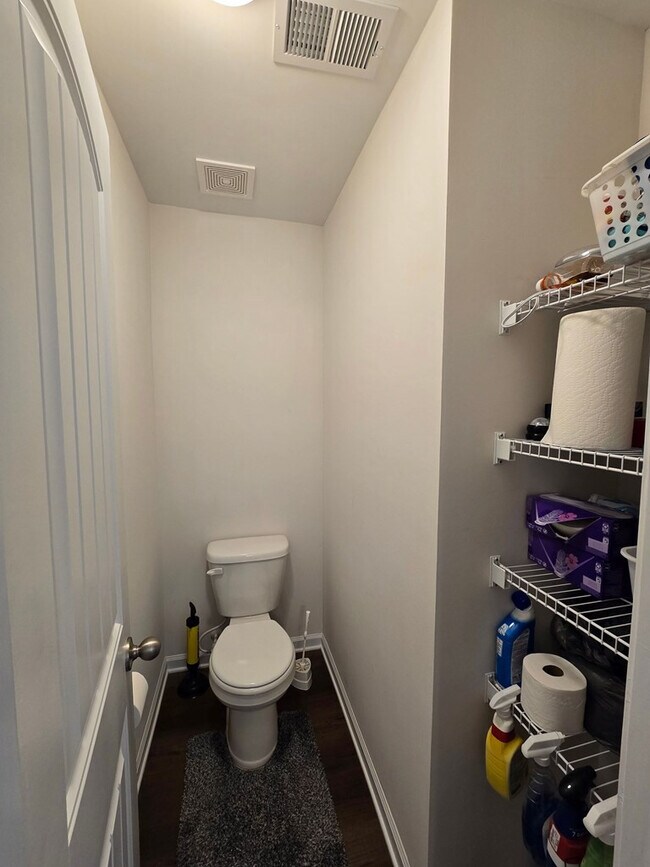 Building Photo - 165 Whitetail Cir