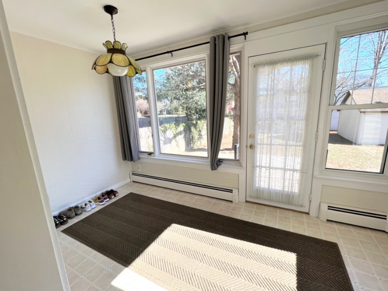 Building Photo - 201 American Ave