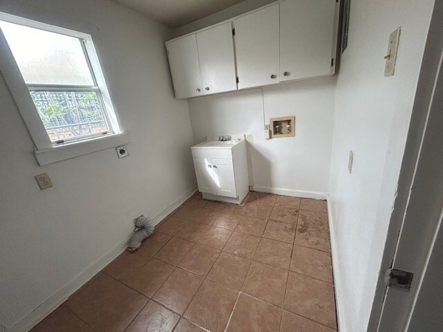 Building Photo - 811 Snyder St