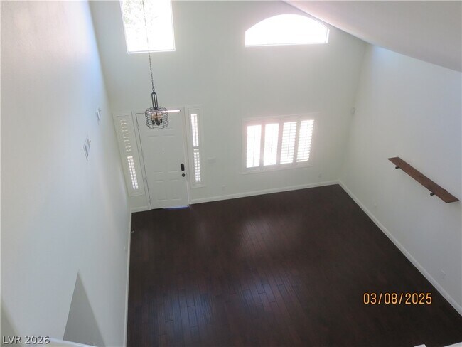 Building Photo - 499 Holly Hunt St