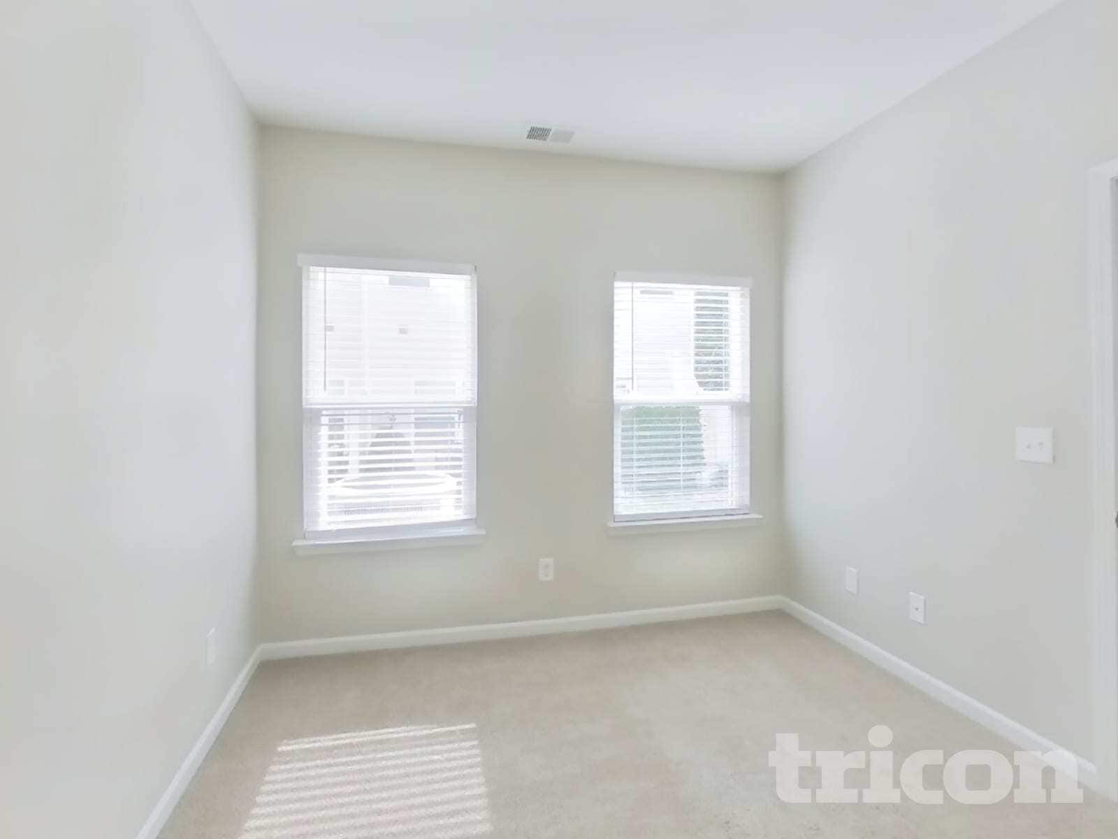 Building Photo - 311 Woodfern Ct