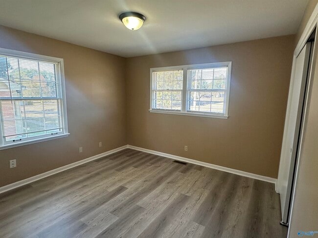 Building Photo - 4109 Nelson Dr NW