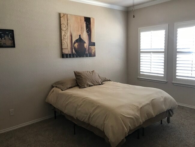 Building Photo - 4713 Dentcrest Dr