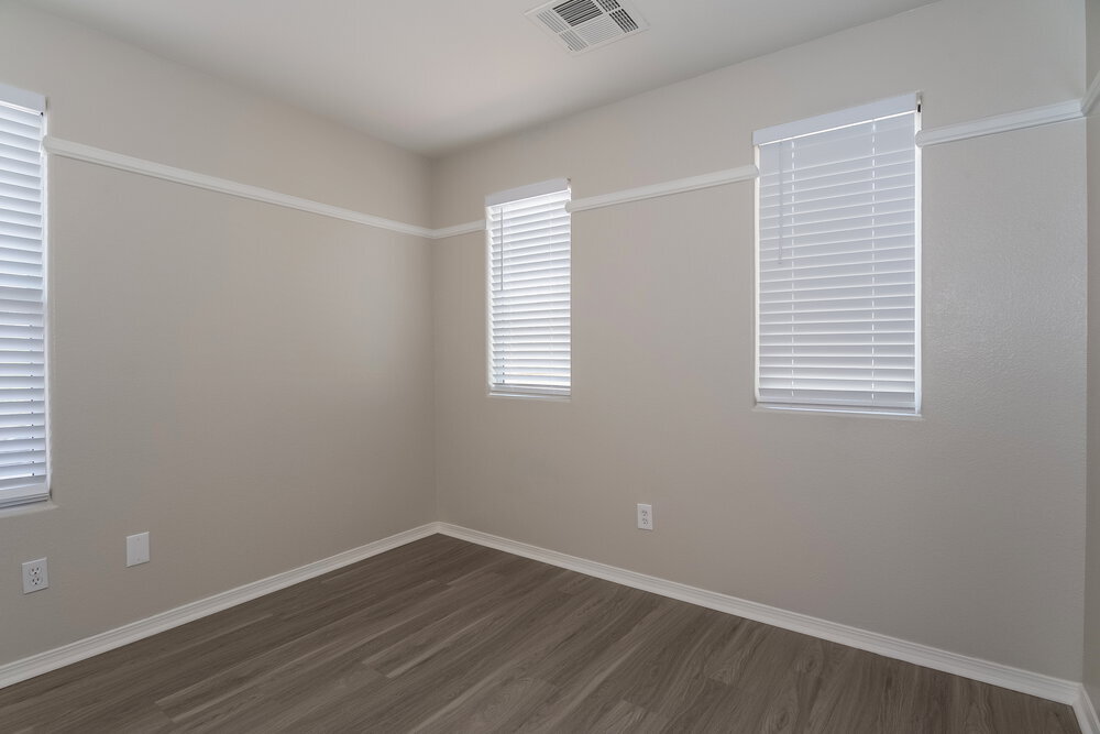 Building Photo - 530 Eresma St