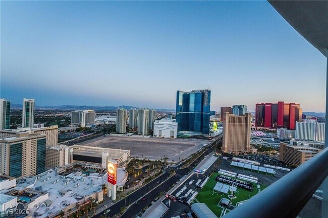 Building Photo - 200 W Sahara Ave