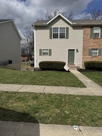 Building Photo - 443 Sycamore Dr