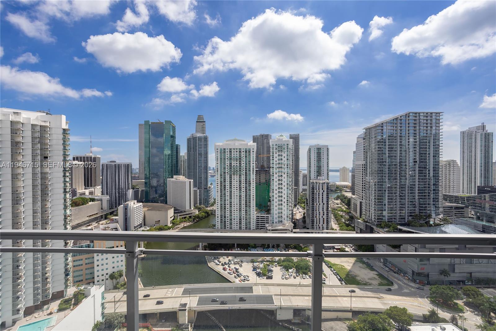 Building Photo - 92 SW 3rd St