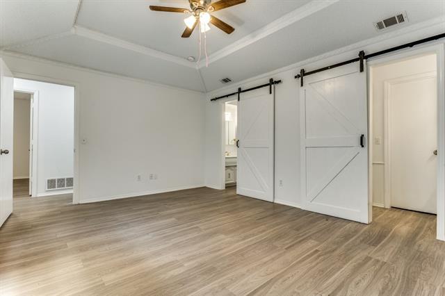 Building Photo - 3840 Silverstone Dr
