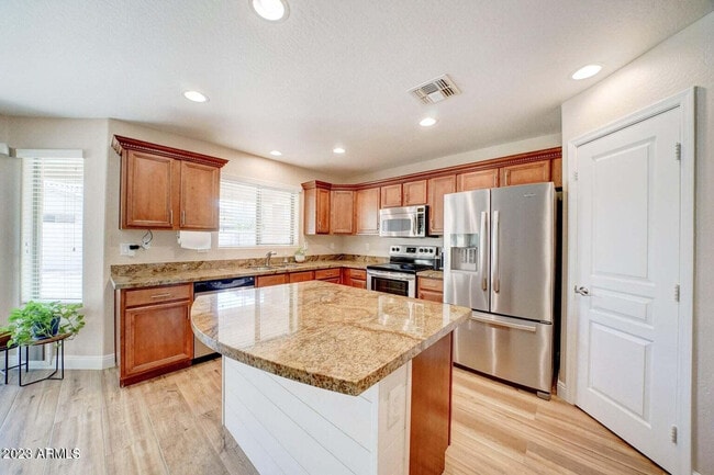 Building Photo - 3563 E Blue Ridge Way
