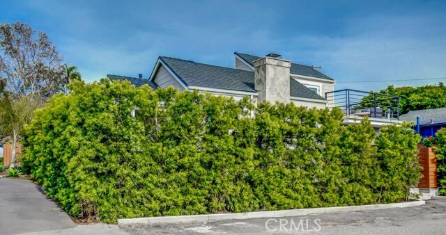 Building Photo - 521 Seaview St