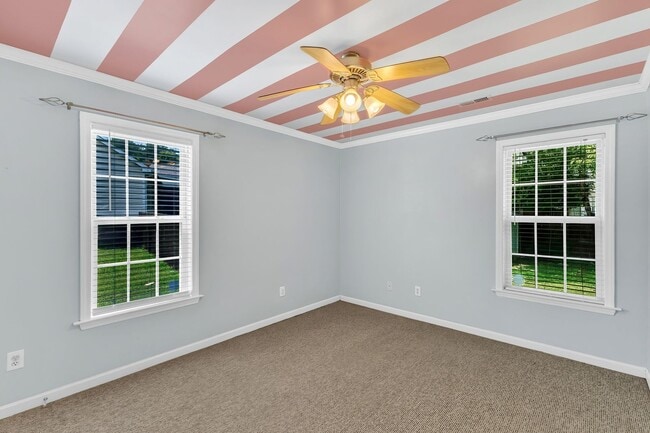 Building Photo - **Cute 3/2 Bungalow in Flaherty Farms**