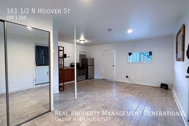 Building Photo - 161 1/2 N Hoover St-