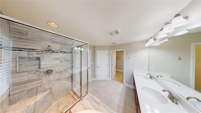 Building Photo - 6207 Colmar Pl