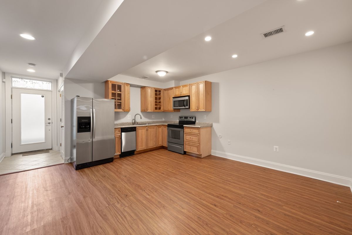 Building Photo - 3459 Holmead Pl NW