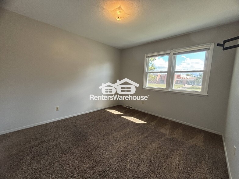 Building Photo - 4807 NW Aurora Ave.