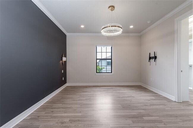 Building Photo - 4470 Gramercy Dr