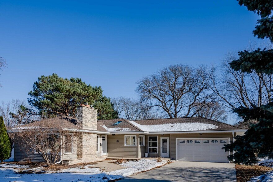 Building Photo - 85 N Reserve Ave