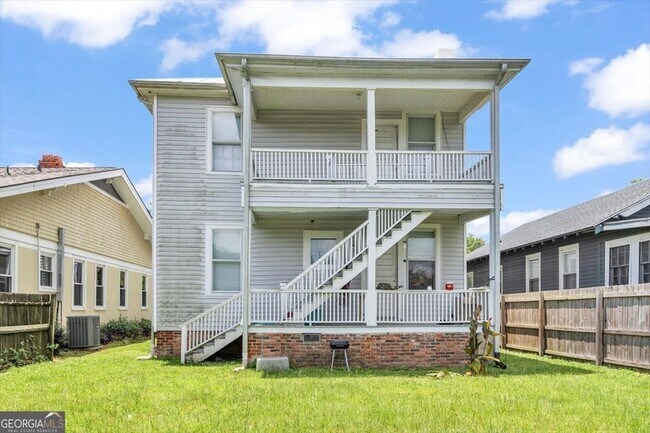 Building Photo - 211 Broad St