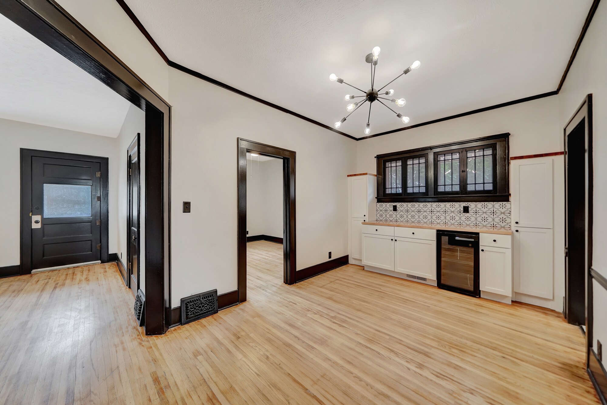 Building Photo - 216 N 25th St