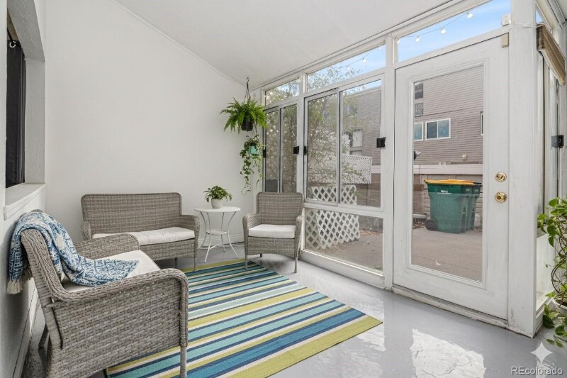 Building Photo - 5532 S Greenwood St