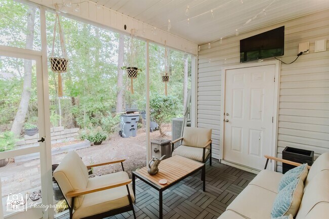 Building Photo - 177 Olde Towne Way