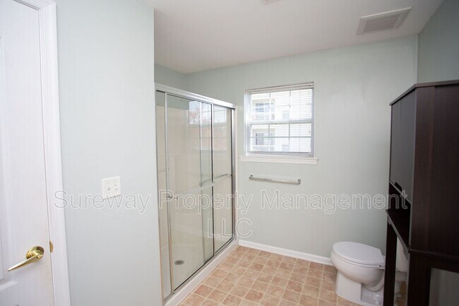 Building Photo - 87 Highbridge Ln