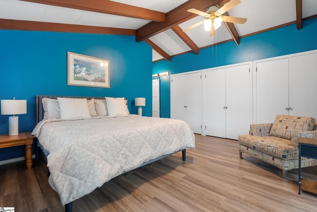 Building Photo - 103 Robinall Dr