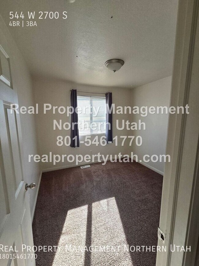 Building Photo - 544 W 2700 S