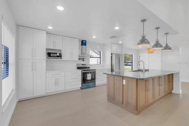 Building Photo - 2622 Liz Ln