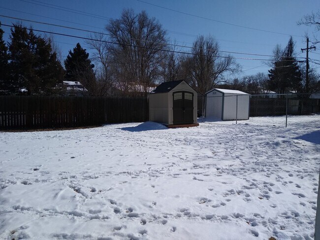 Building Photo - University Hills  Adorable 2 Bed 1 Bath Home with HUGE Fenced Yard, Central Air/Heat, Garage and ...