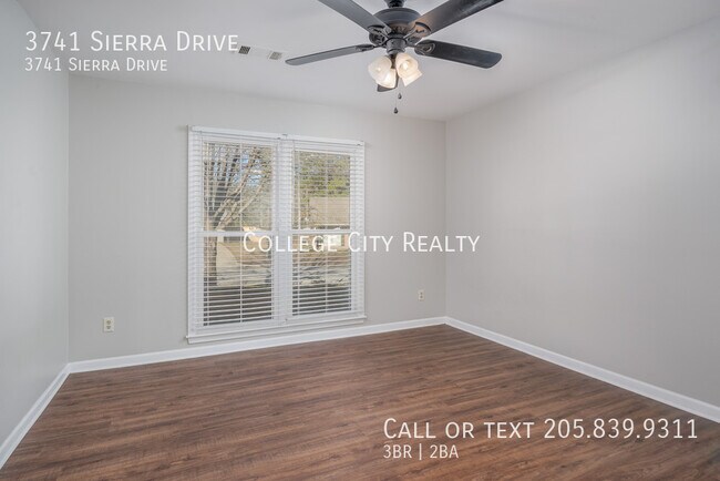 Building Photo - 3741 Sierra Dr