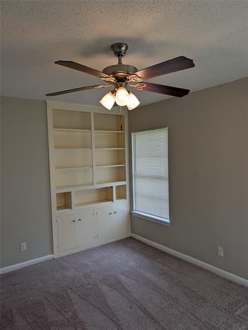 Building Photo - 2344 Linda Ln