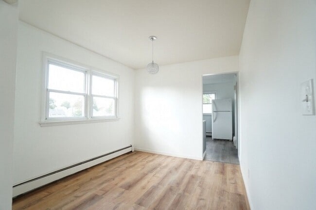 Building Photo - 273 Hoover Ave