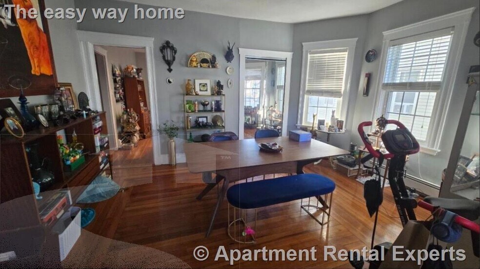 Building Photo - 835 Fellsway