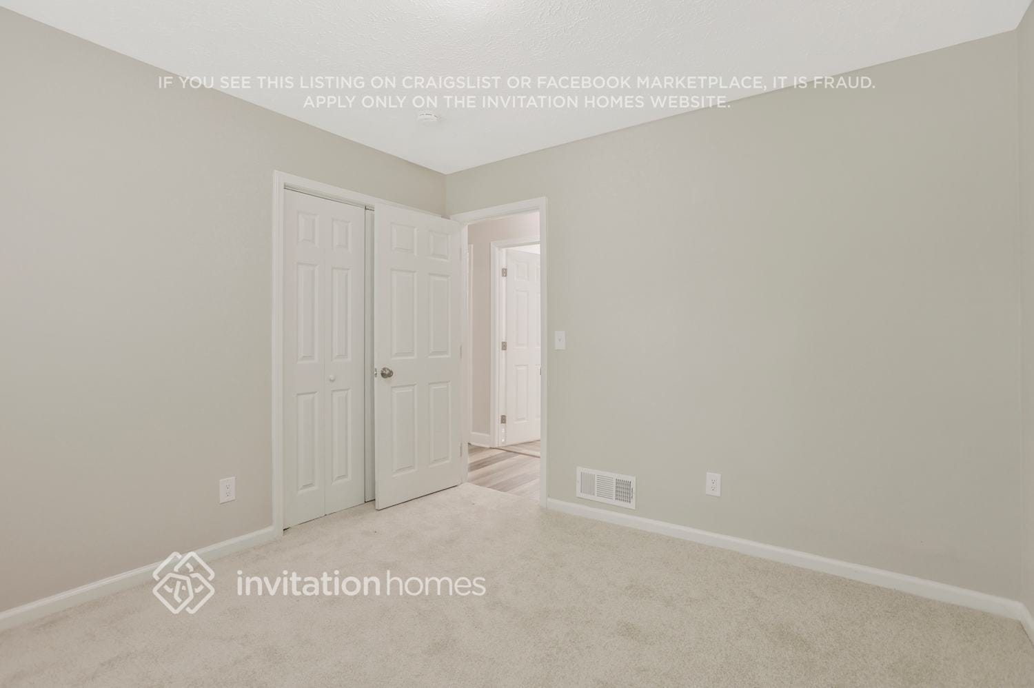 Building Photo - 242 Rustic Ridge Dr NE