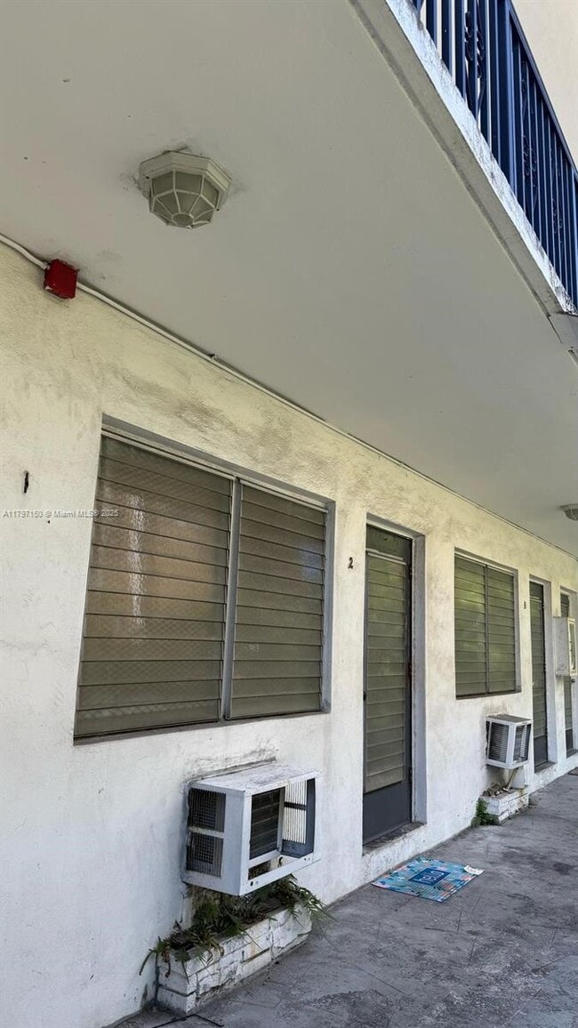 Building Photo - 8132 Harding Ave