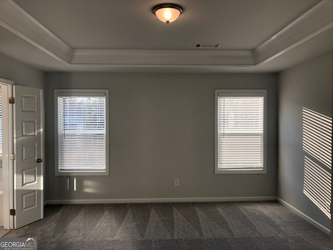 Building Photo - 4211 Portsbrook Ave