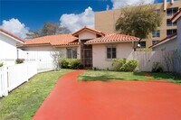 Building Photo - 1851 SW 122nd Pl