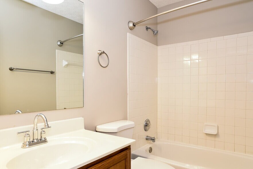 Building Photo - 4440 Habersack Ave