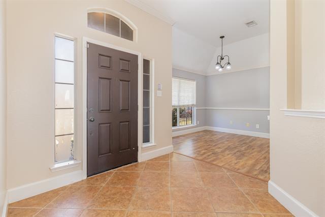 Building Photo - 3925 Oakmont Dr