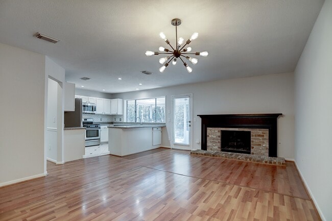 Building Photo - 179 Sandpebble Dr